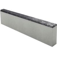Камень бордюрный БР-100.20.8 Черный оникс верхний прокрас на белом / сером цементе основа - серый цемент 1000*200*80мм Колдиз